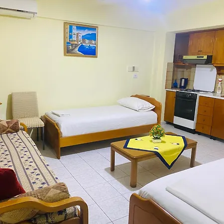 Yasmin 38 * Sarandë